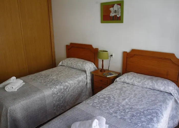 Desconectaengalicia La Perla, Piscina Y Parking